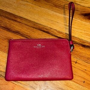 Coach wristlet wallet